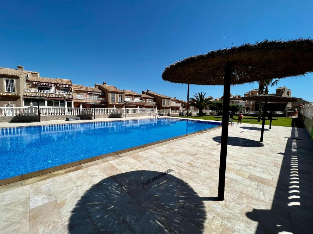 Casa Canarias En Alicante, Playa Y Piscina غران ألاكانت المظهر الخارجي الصورة